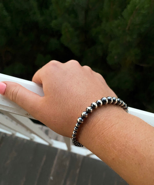 Graduated Navajo Pearl Bracelet